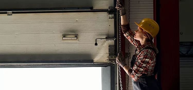 Addressing Common Garage Door Stoppage Issues in Auburn, WA